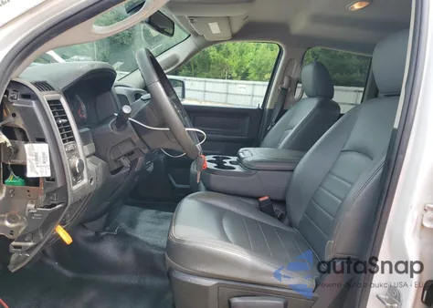 2018 Ram 1500 St z USA, uszkodzony, nr VIN 1C6RR6FG3JS325727